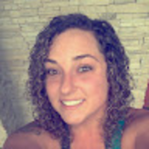 Meet your Posher, Jennifer - Picture 1 of 1